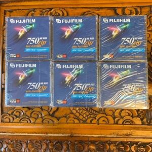Fujifilm Blue 750MB Zip Disks